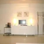 Διαμέρισμα A-partments Κολωνία