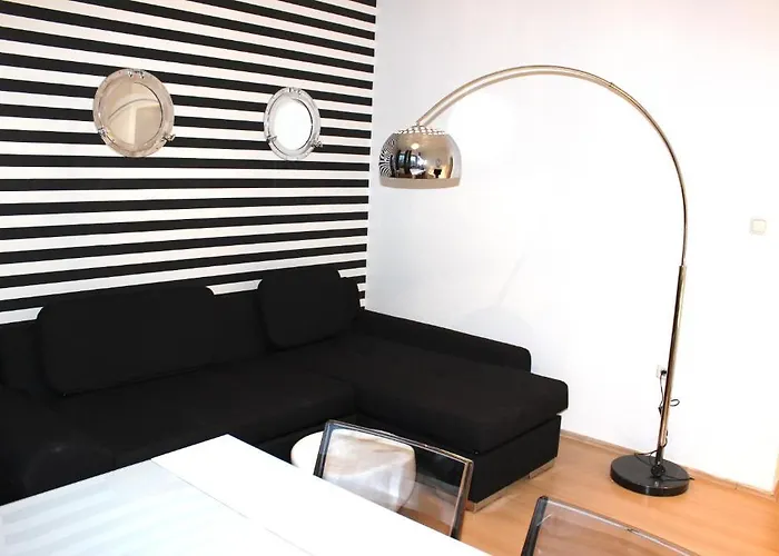 A-partments Apartment *